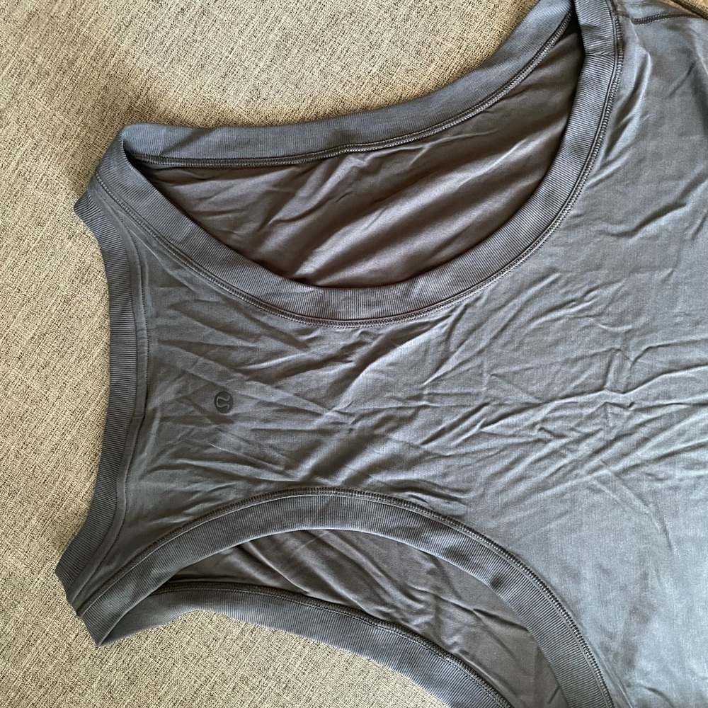 Lululemon Ease Of It‎ All Green Sleeveless Dress - Picture 3 of 4